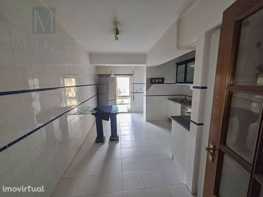 Apartamento T3 no Carregado - Alenquer - Grande imagem: 2/15