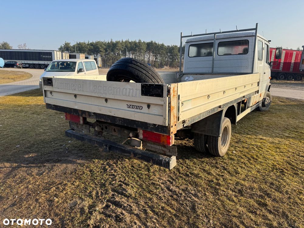 Mercedes-Benz 612 - 10