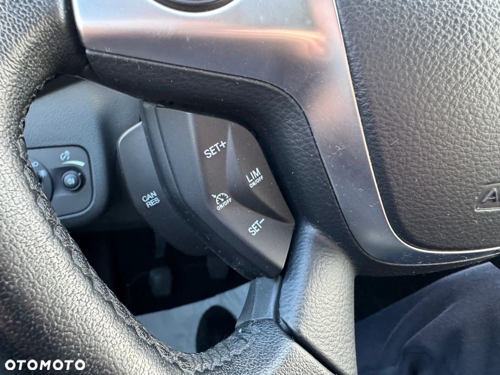 Ford Kuga 2.0 TDCi 4WD Titanium - 28