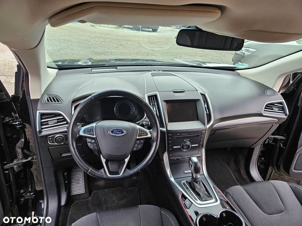 Ford Edge 2.0 TDCi Bi-Turbo 4x4 Titanium - 23