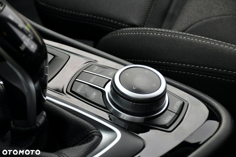 BMW Seria 2 - 35