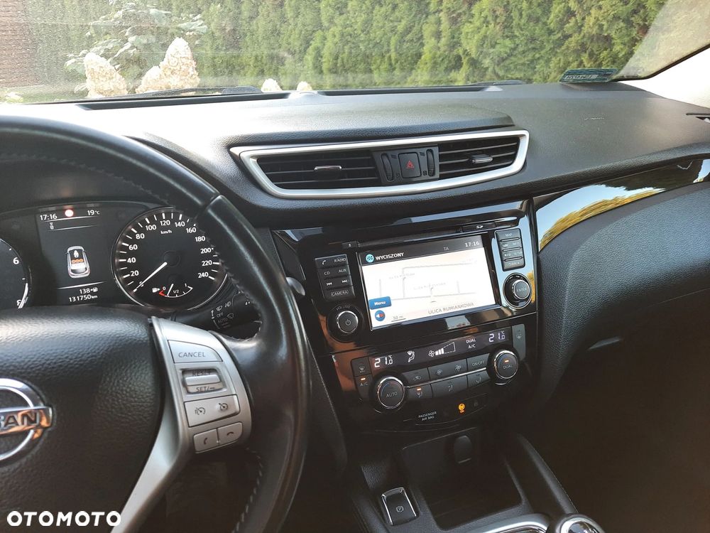 Nissan Qashqai - 11