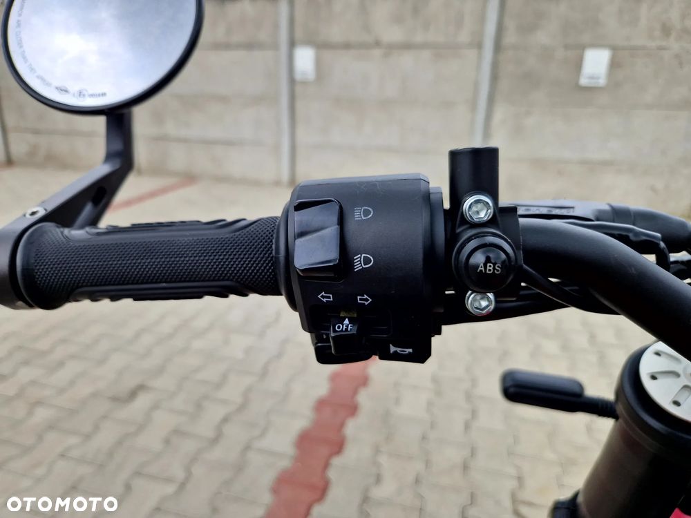 Benelli Leoncino Trail - 36