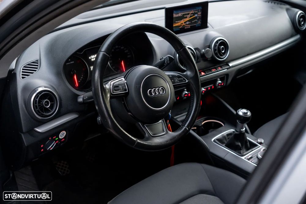 Audi A3 Sportback 1.6 TDI (clean diesel) Attraction - 12