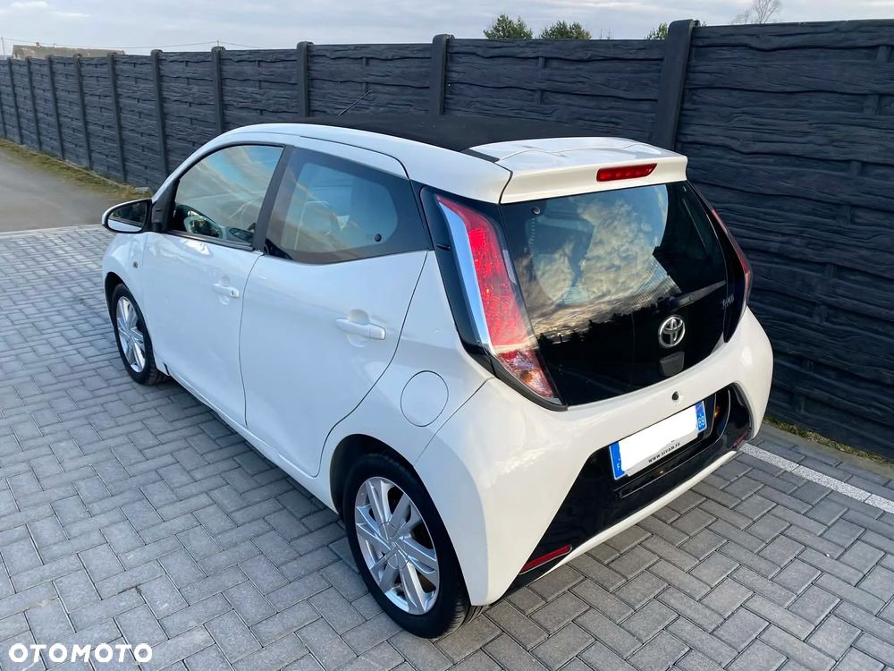 Toyota Aygo x-play Team Deutschland - 5