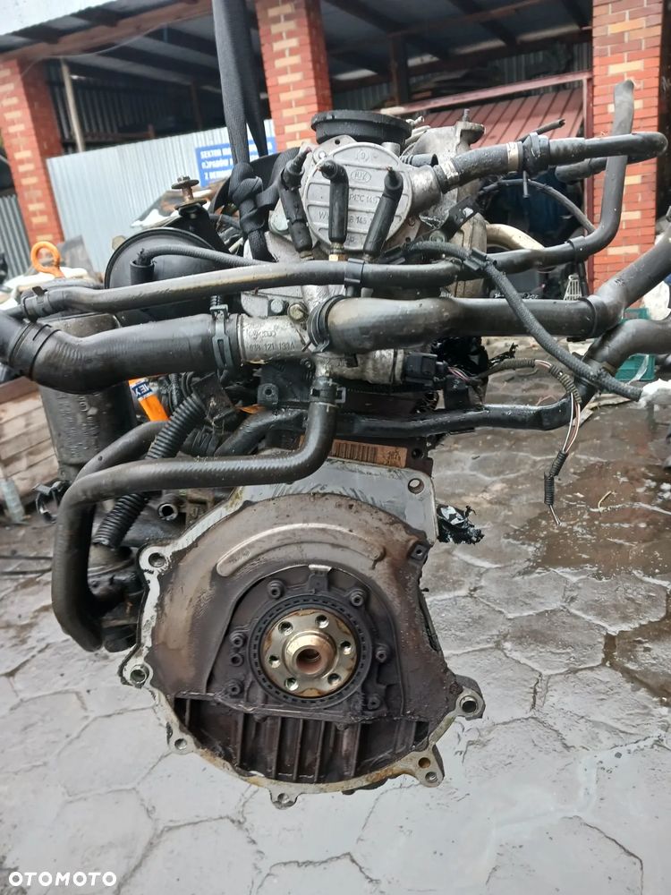 Głowica 038103373E Silnik ALH 1.9tdi 90KM na części volkswagen Bora Golf blok wtryski Seat Toledo II Leon I - 5