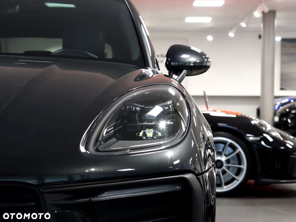 Porsche Macan Standard - 9