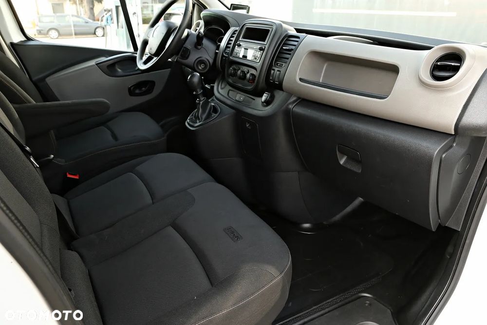Renault Trafic - 24
