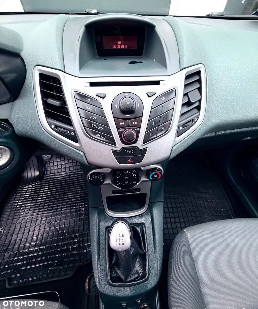 Ford Fiesta 1.25 Trend - 4