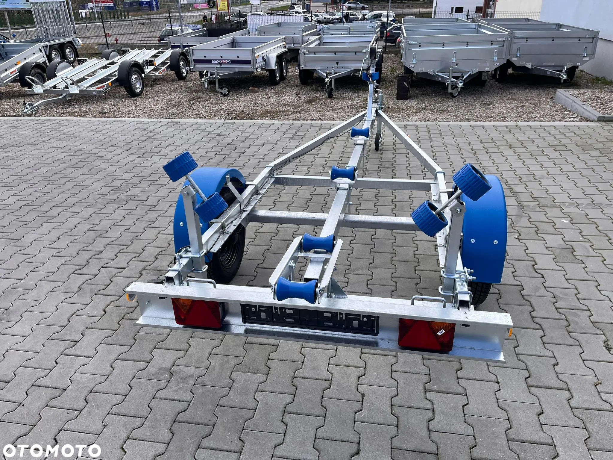 Neptun DOSTAWA! Przyczepka GN034 pod łódź do 5,5m NIEHAMOWANA Przyczepa podłodziowa z podwójnymi rolkami i kołyską! ŁOŻYSKA WODOODPORNE! Lekka, kat.B - 9