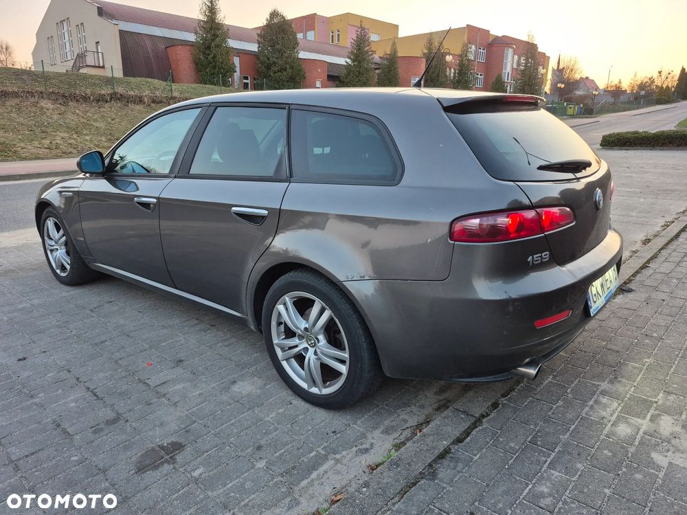Alfa Romeo 159 - 6