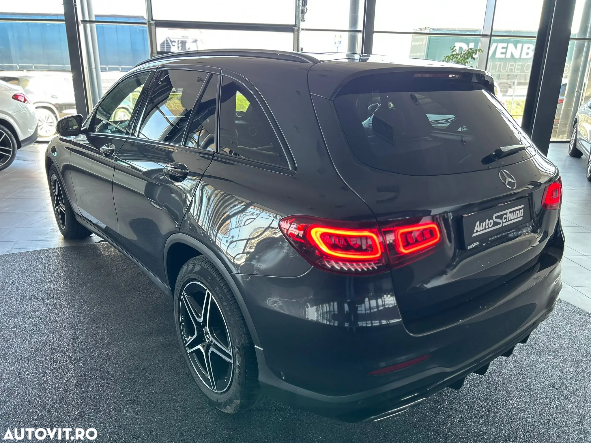 Mercedes-Benz GLC 220 d 4Matic 9G-TRONIC AMG Line - 7