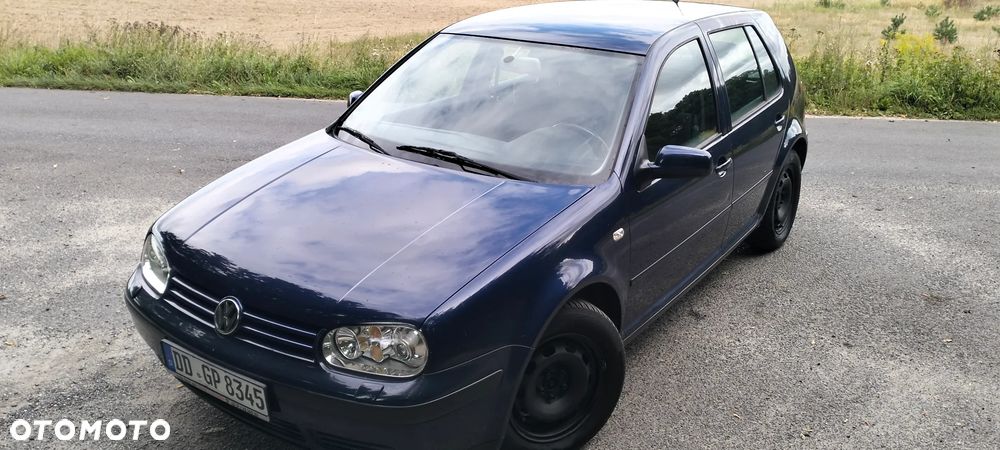 Volkswagen Golf 1.6 - 2