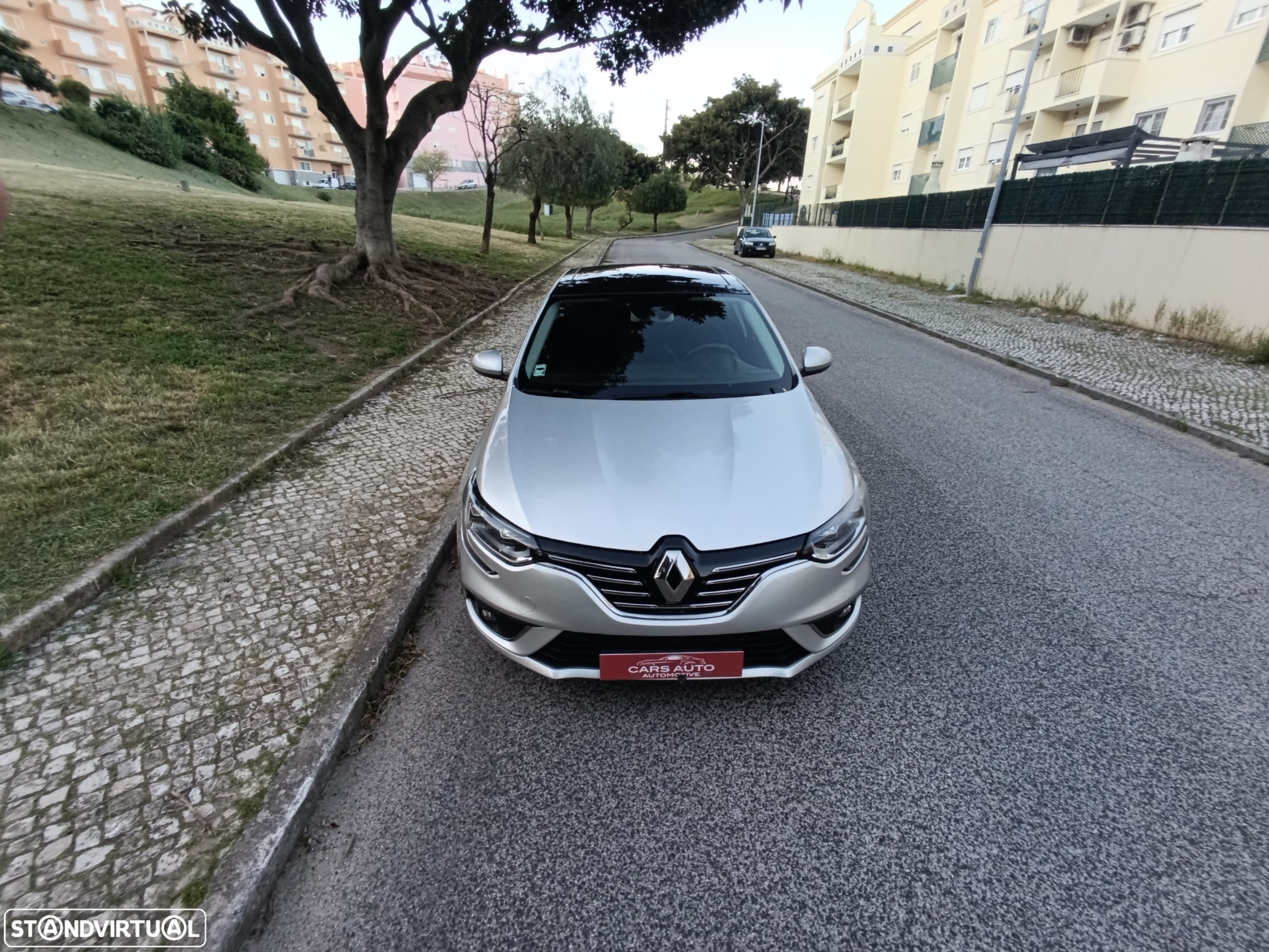 Renault Mégane Grand Coupe 1.5 dCi Executive - 25