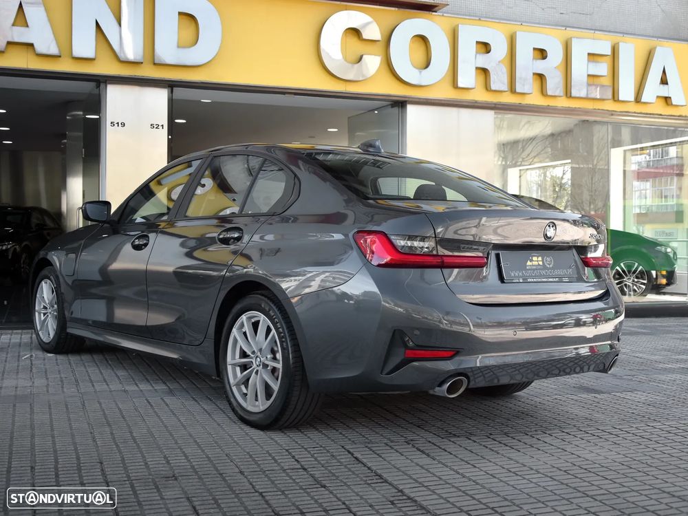BMW 330 e Corporate Edition Auto - 4