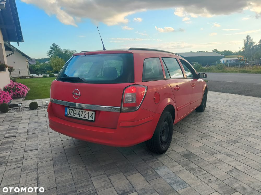 Opel Astra 1.9 CDTI - 4