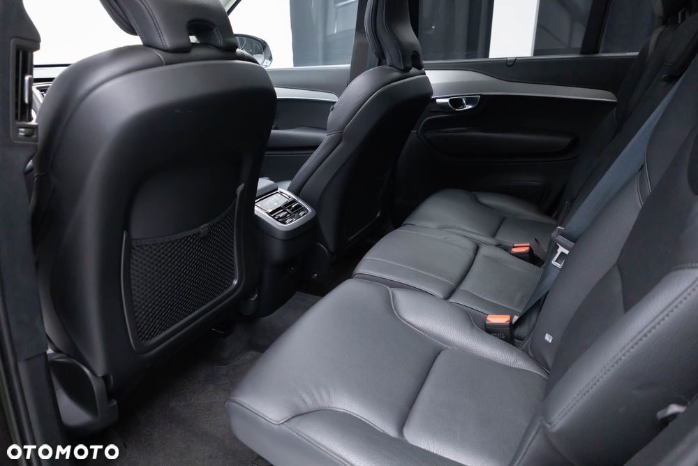 Volvo XC 90 B5 D AWD Ultimate Dark - 35