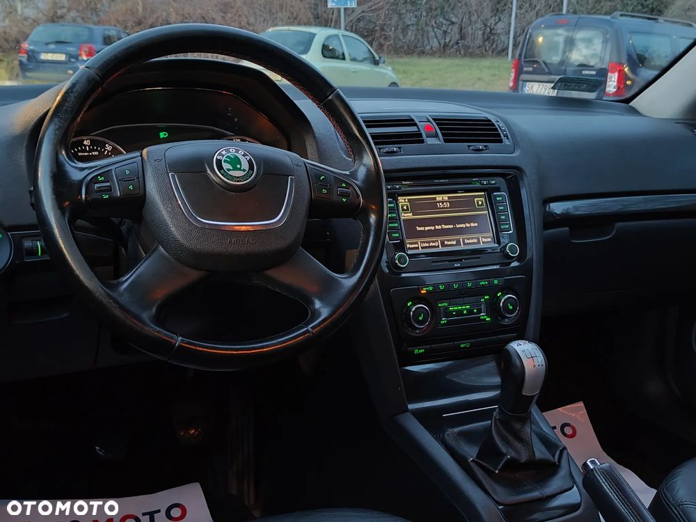 Skoda Octavia 1.8 TSI 4x4 Laurin & Klement - 9