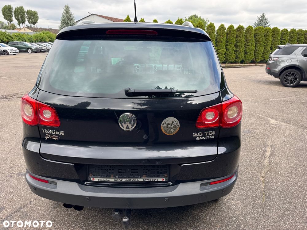 Volkswagen Tiguan 2.0 TDI DPF 4Motion BlueMotion Technology Track & Field - 4