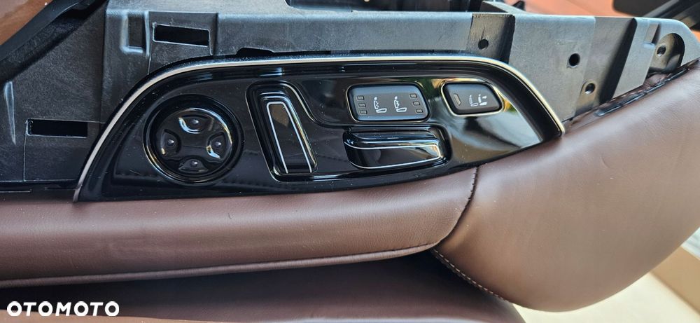 audi s8 a8 d4 lift fotele kanapa boczki brązowa skóra wentylacja masaże - 12