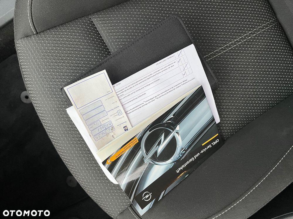 Opel Astra 1.4 Turbo Style - 22