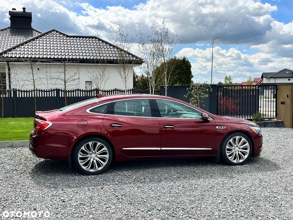 Buick Lacrosse - 19