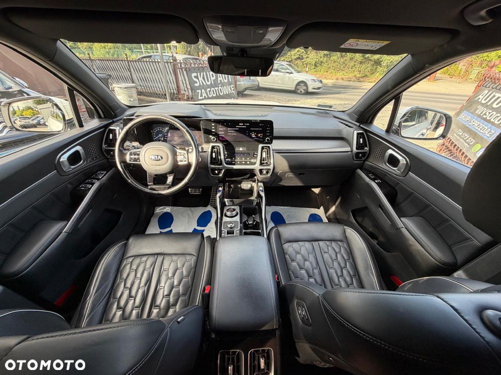 Kia Sorento - 7