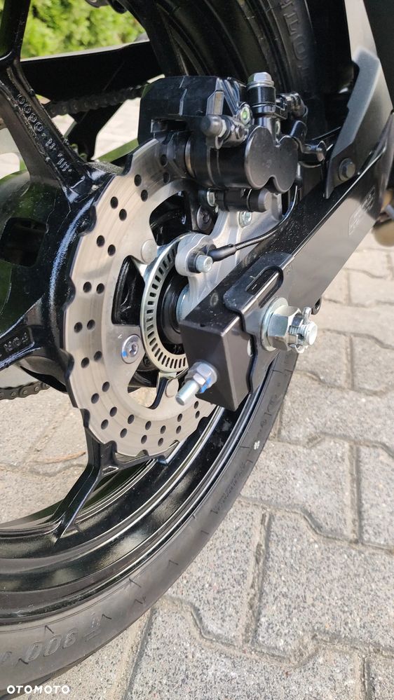 Kawasaki Ninja - 11