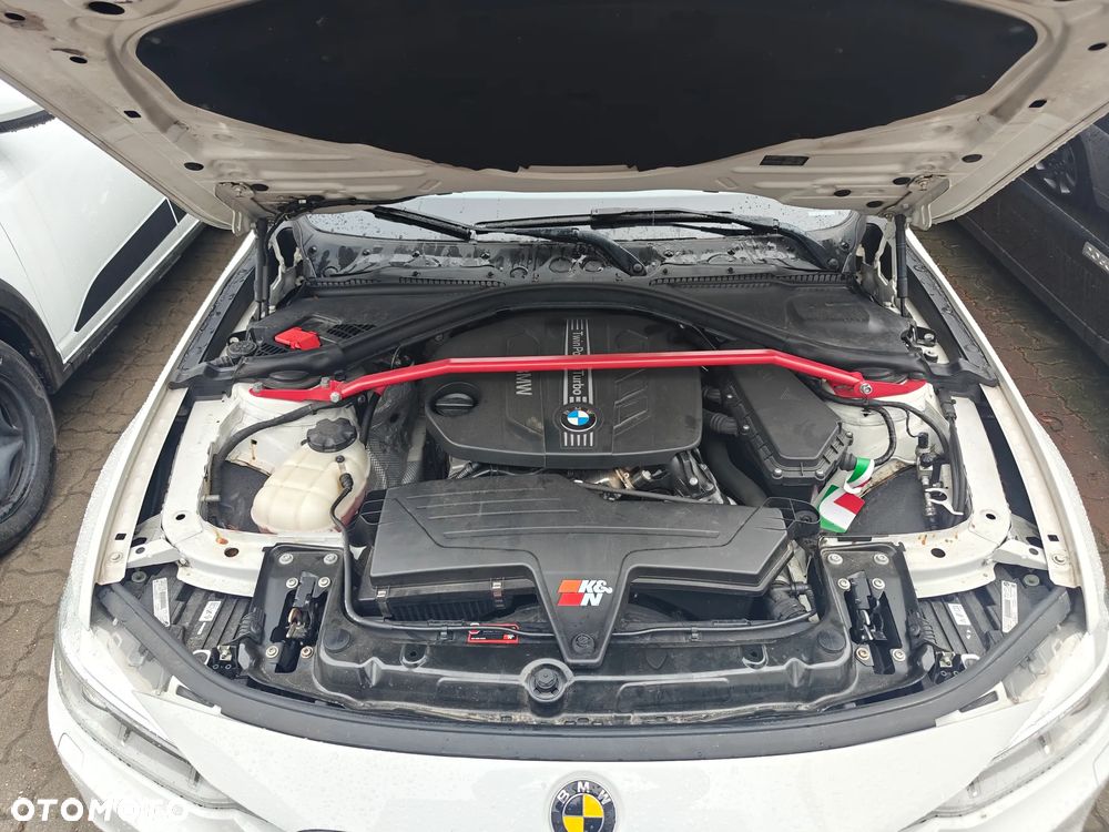 BMW Seria 3 318d Luxury Line - 35