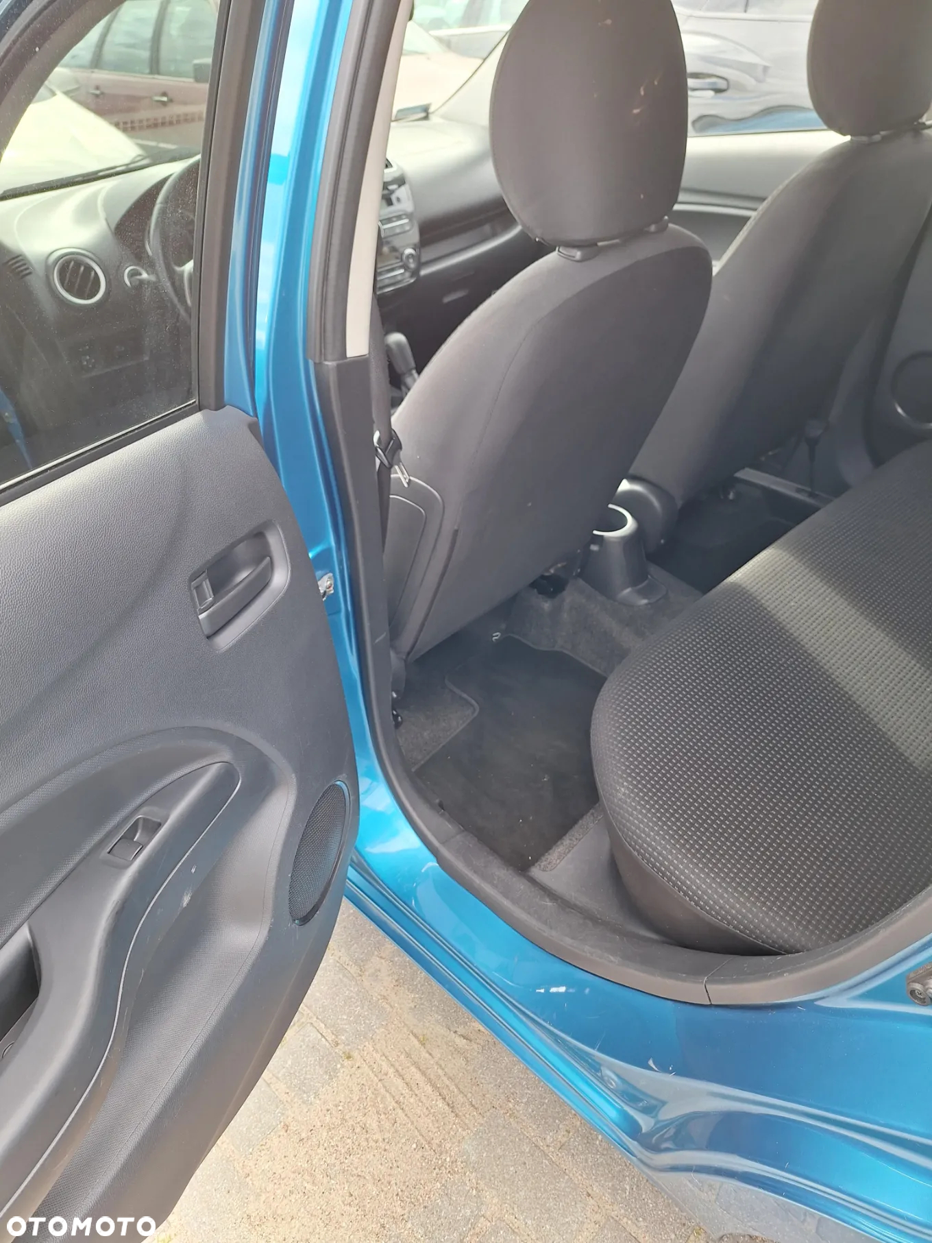 Mitsubishi Space Star 1.2 Intense - 9