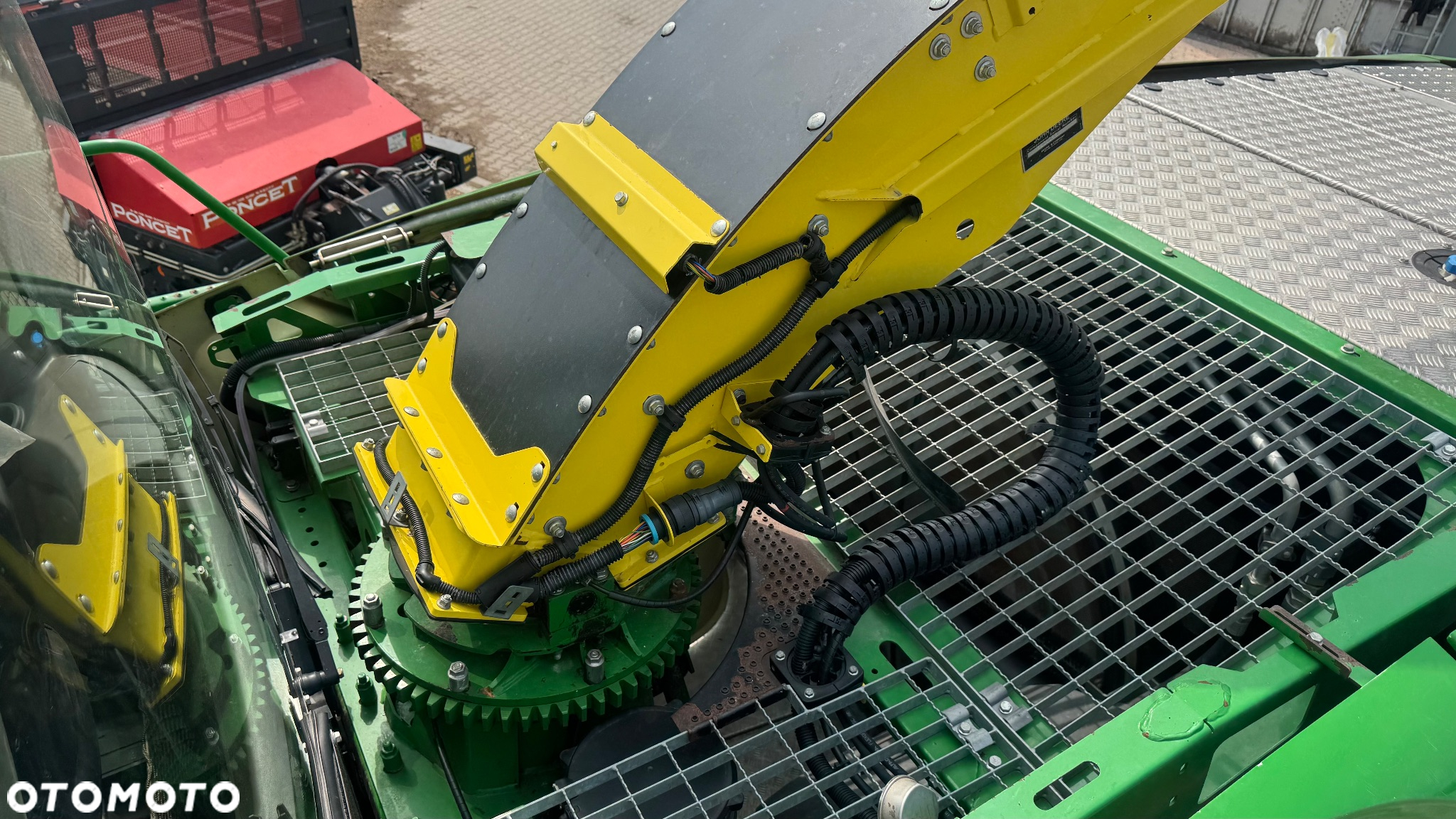 John Deere 8400i - 13