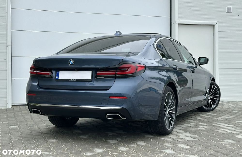BMW Seria 5 530d xDrive mHEV Luxury Line - 9