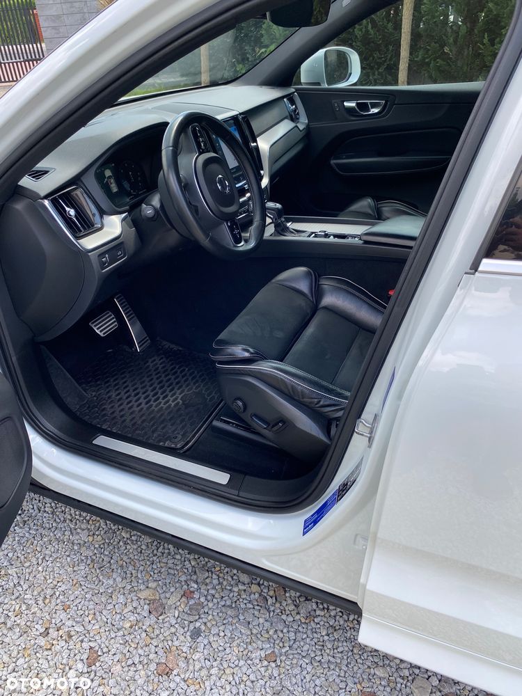 Volvo XC 60 D4 AWD R-Design - 7