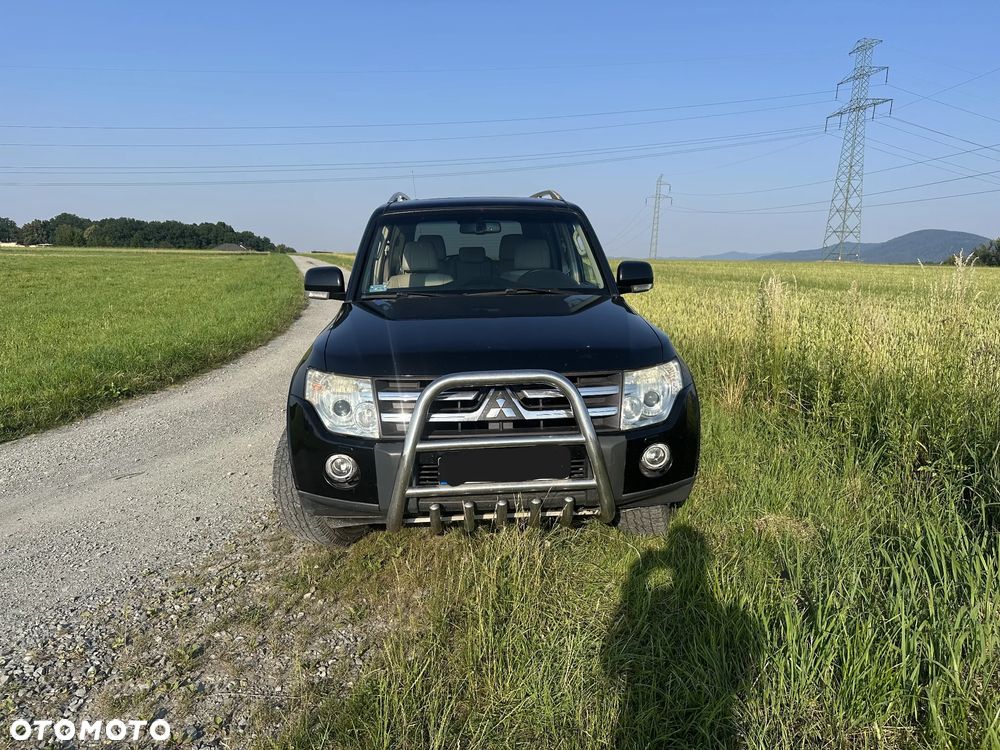 Mitsubishi Pajero 3.2 DID Instyle - 11