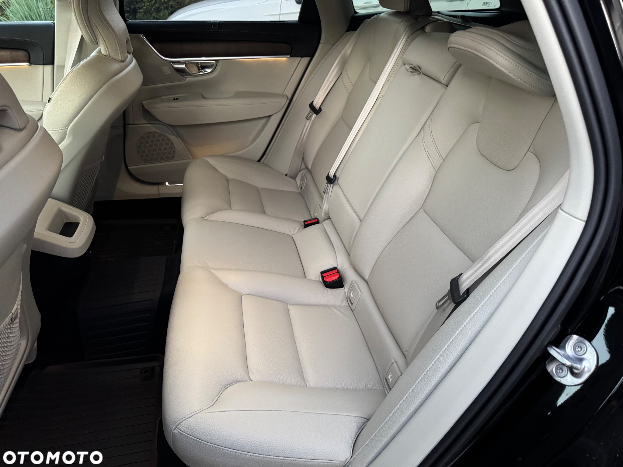 Volvo V90 B4 D AWD Inscription - 17