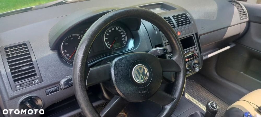 Volkswagen Polo 1.4 Cricket - 9
