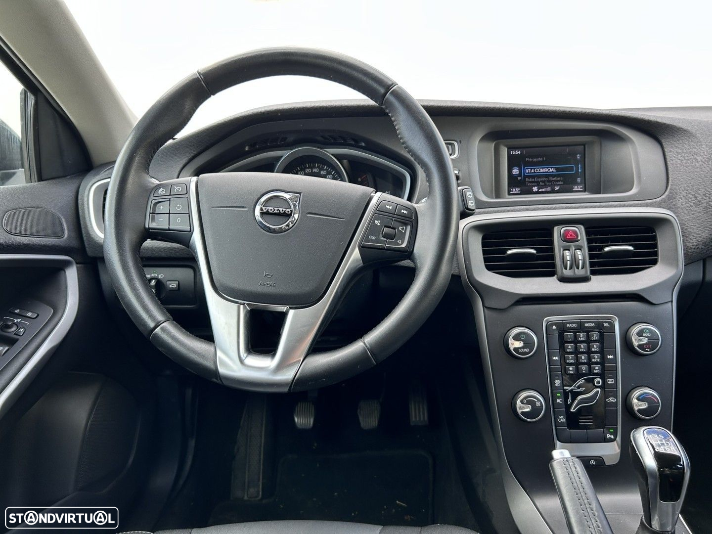 Volvo V40 2.0 D3 Momentum - 11