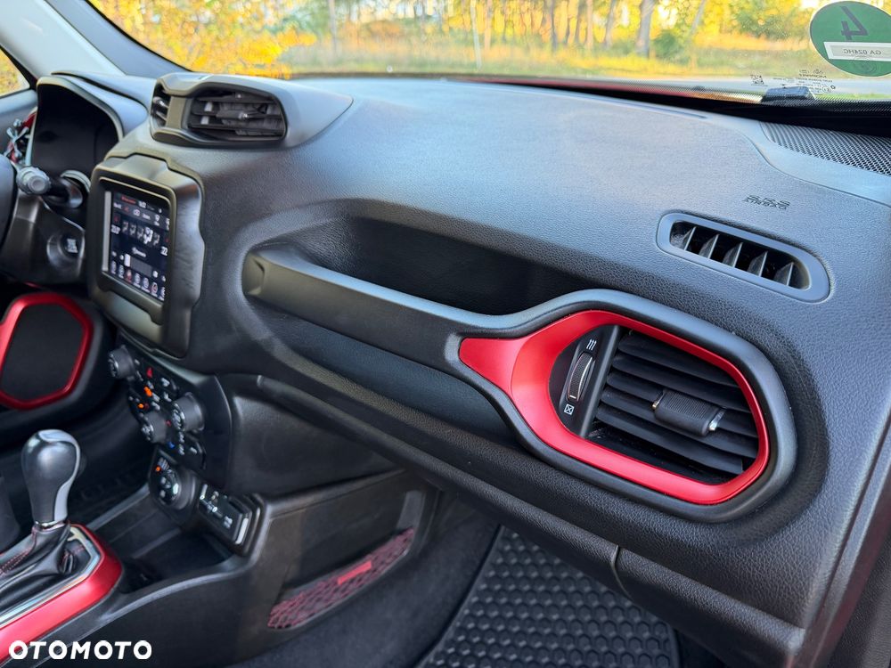 Jeep Renegade 2.0 MultiJet Trailhawk 4WD S&S - 24