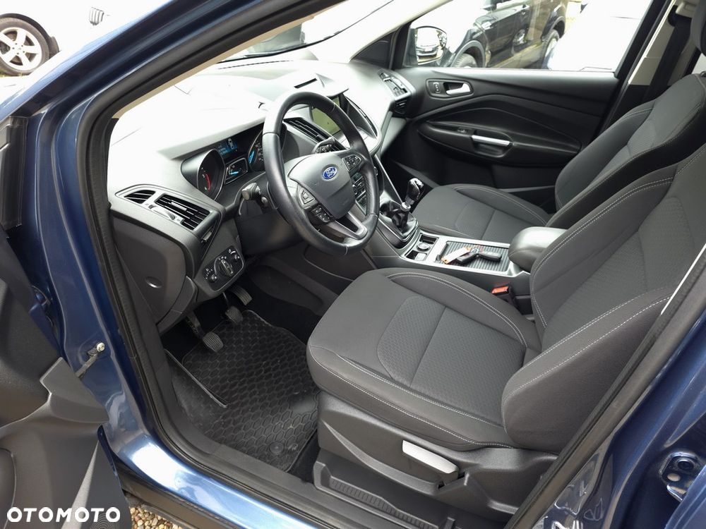 Ford Kuga 2.0 TDCi FWD Titanium - 11