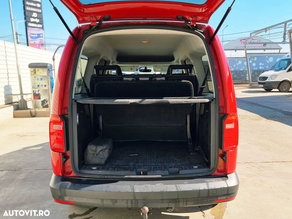 Volkswagen Caddy Maxi DSG 4M - 7