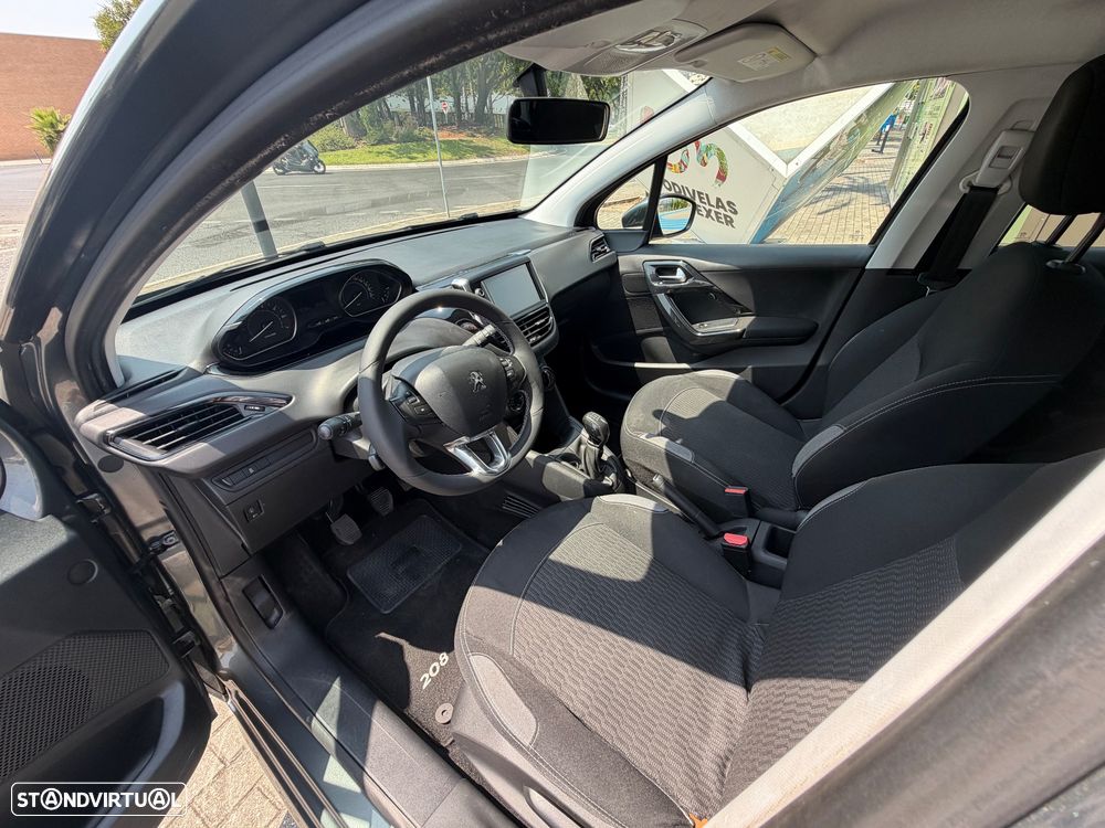Peugeot 208 1.2 PureTech Active - 24