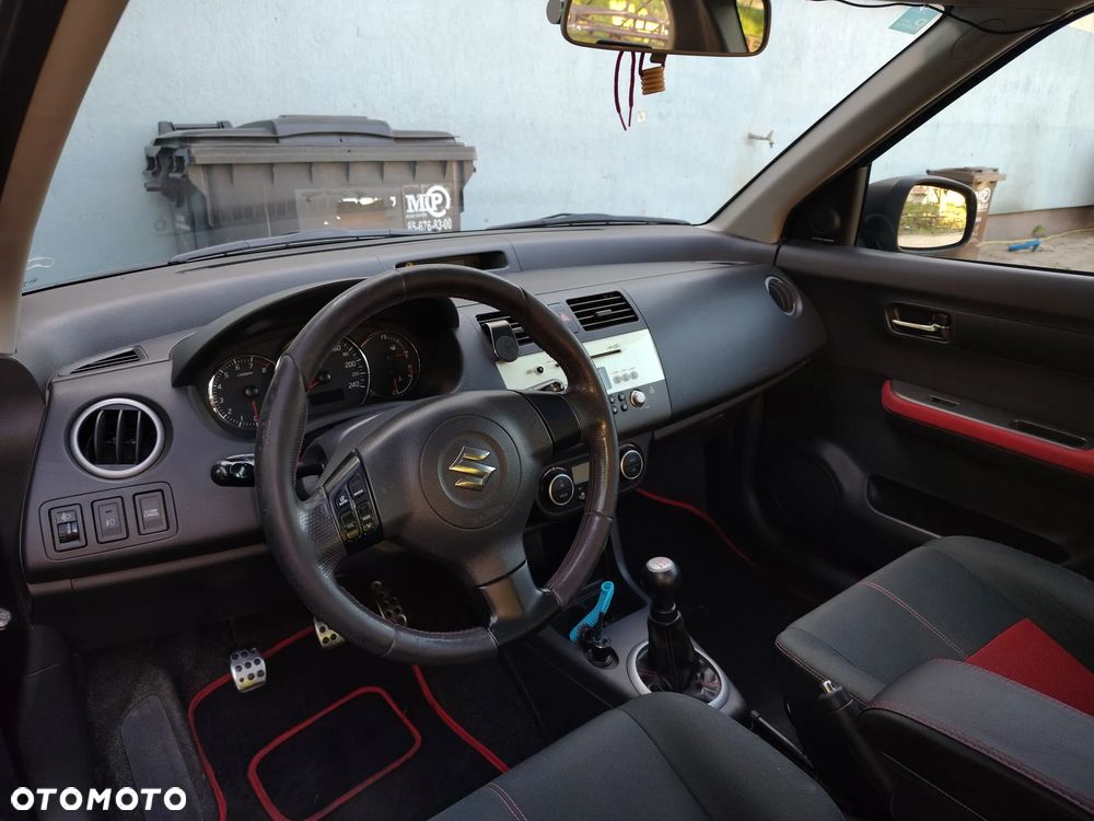 Suzuki Swift 1.6 Sport - 11