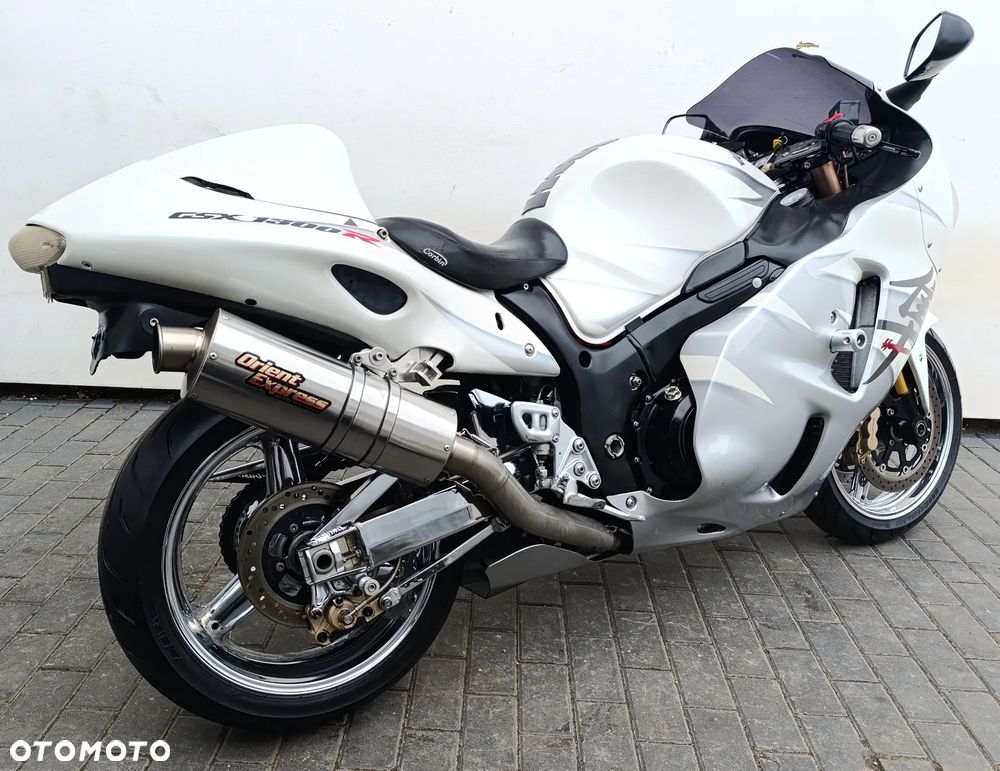 Suzuki GSX-R - 6