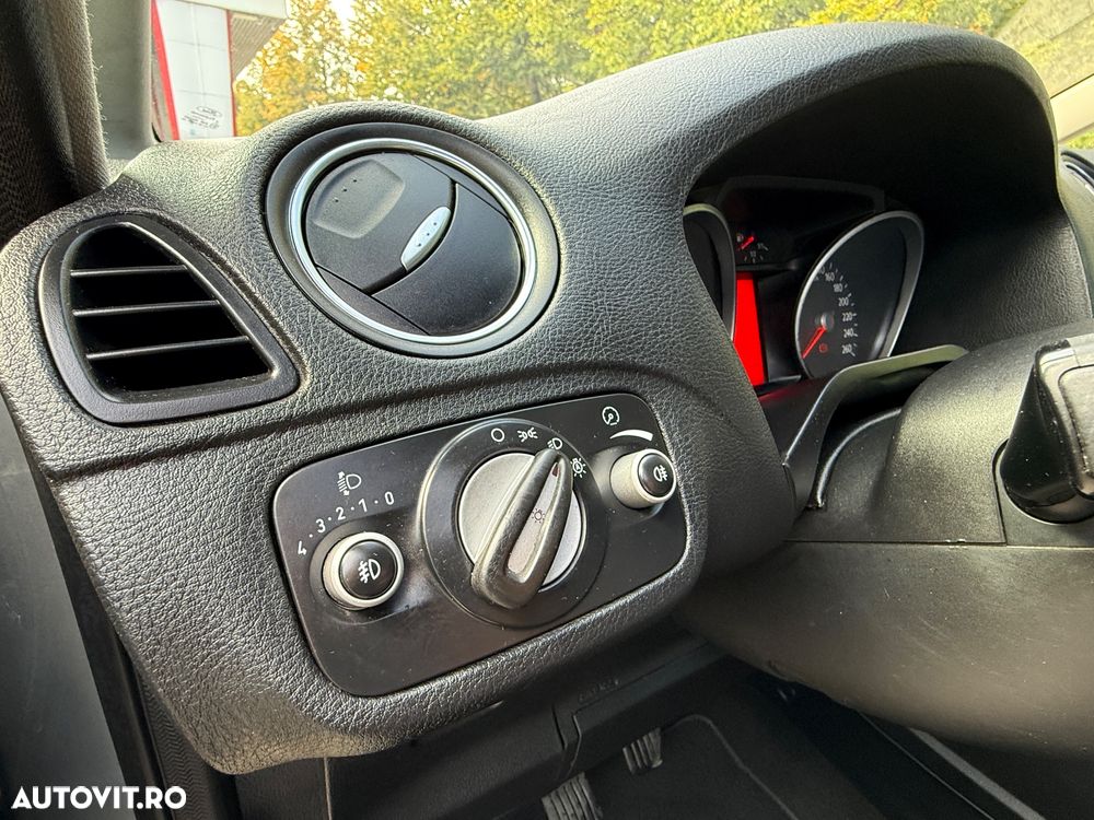 Ford Galaxy 2.0 TDCi Ghia - 17