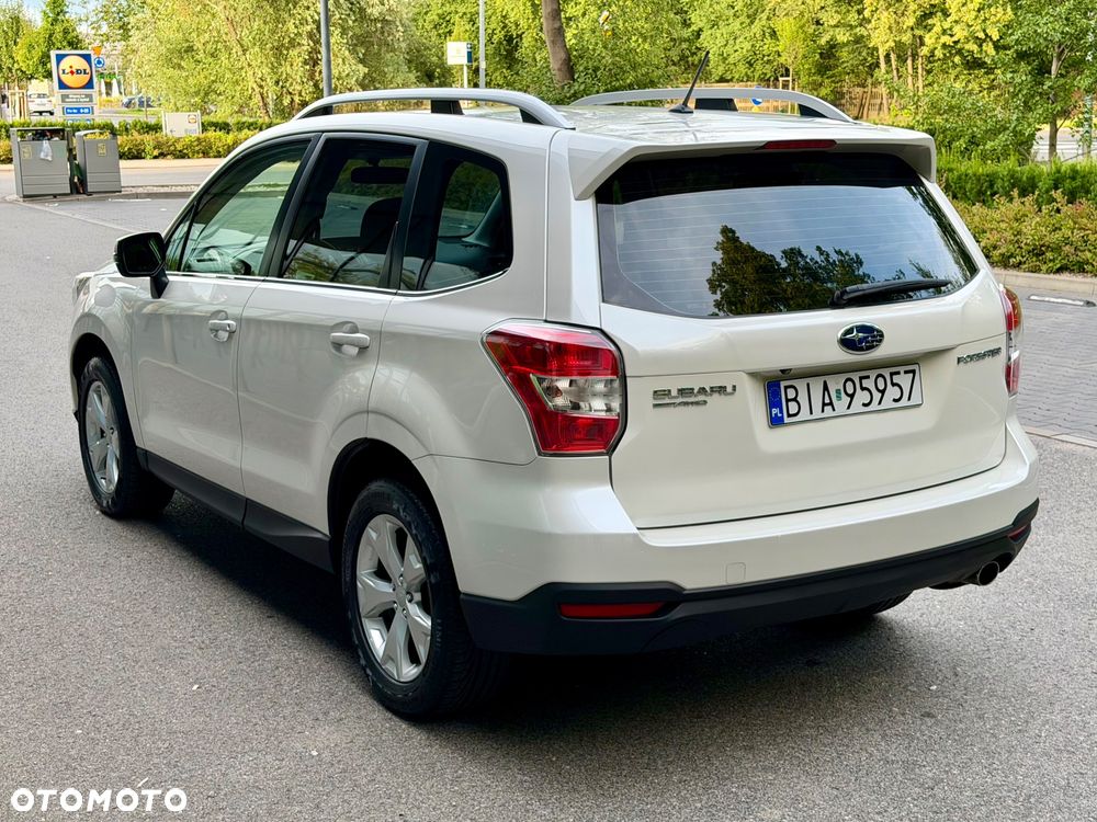 Subaru Forester 2.0i Exclusive Lineartronic EU6 - 6
