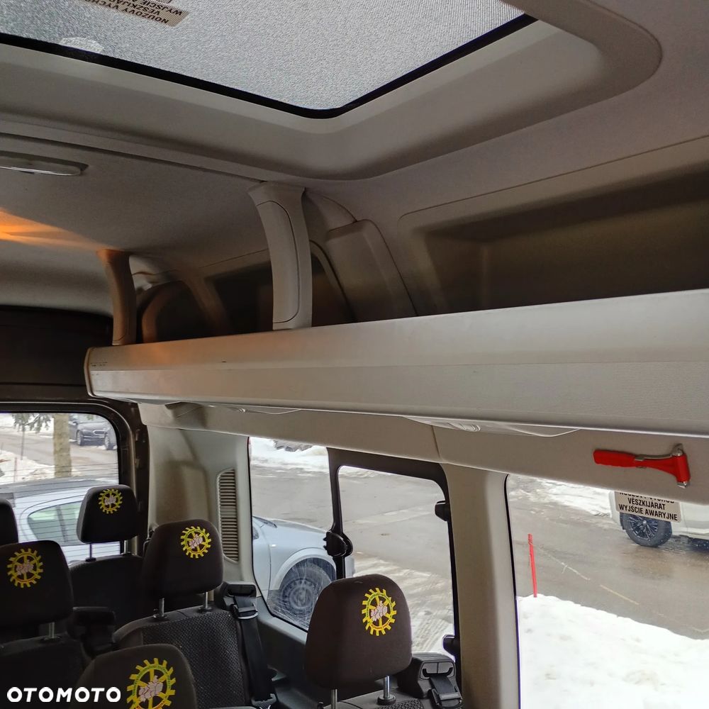 Ford Transit - 18