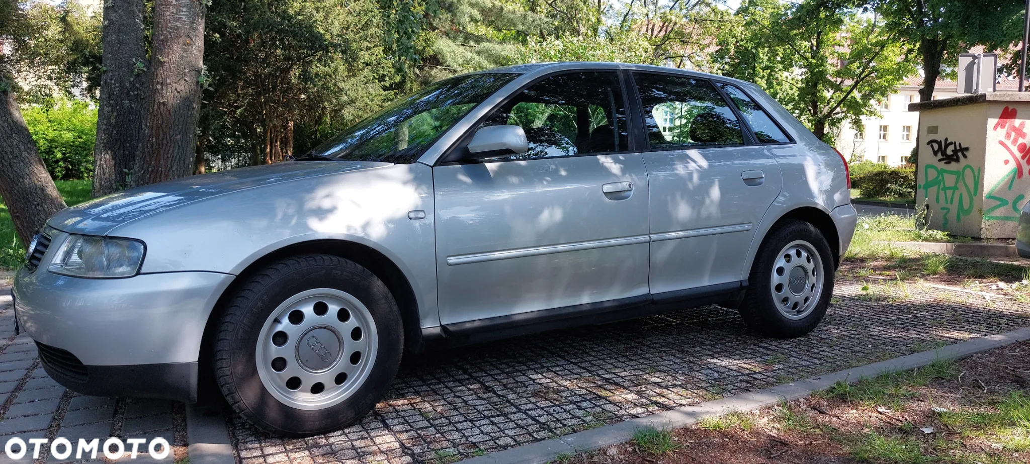 Audi A3 1.6 Ambiente - 12