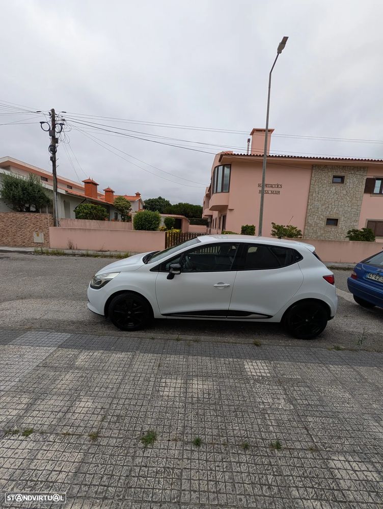 Renault Clio 0.9 TCE Dynamique S - 15