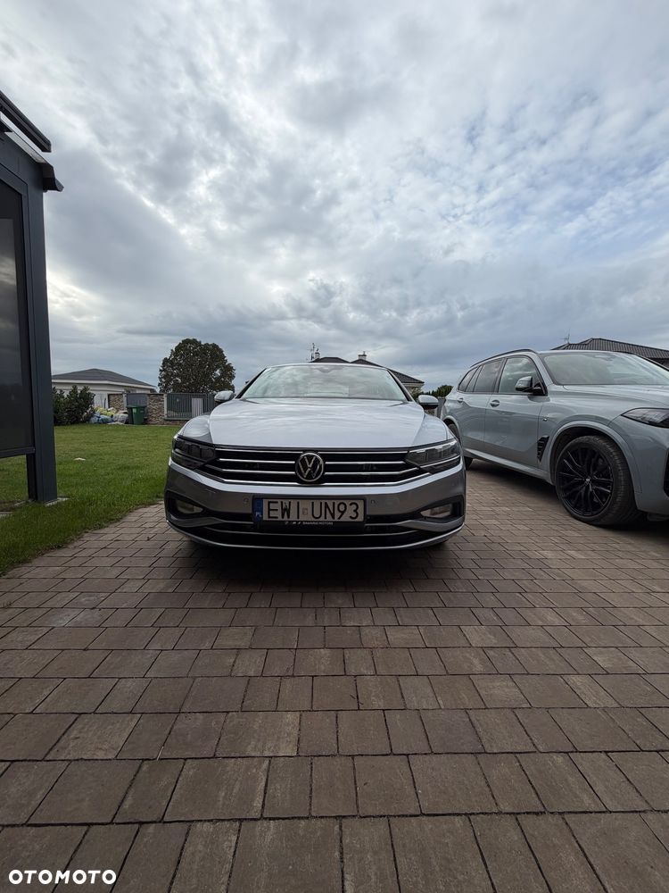 Volkswagen Passat 2019 photo 2