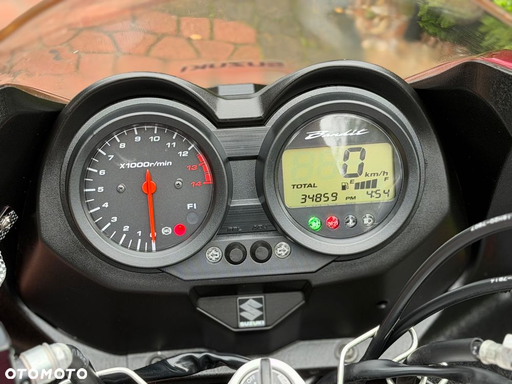 Suzuki Bandit - 27